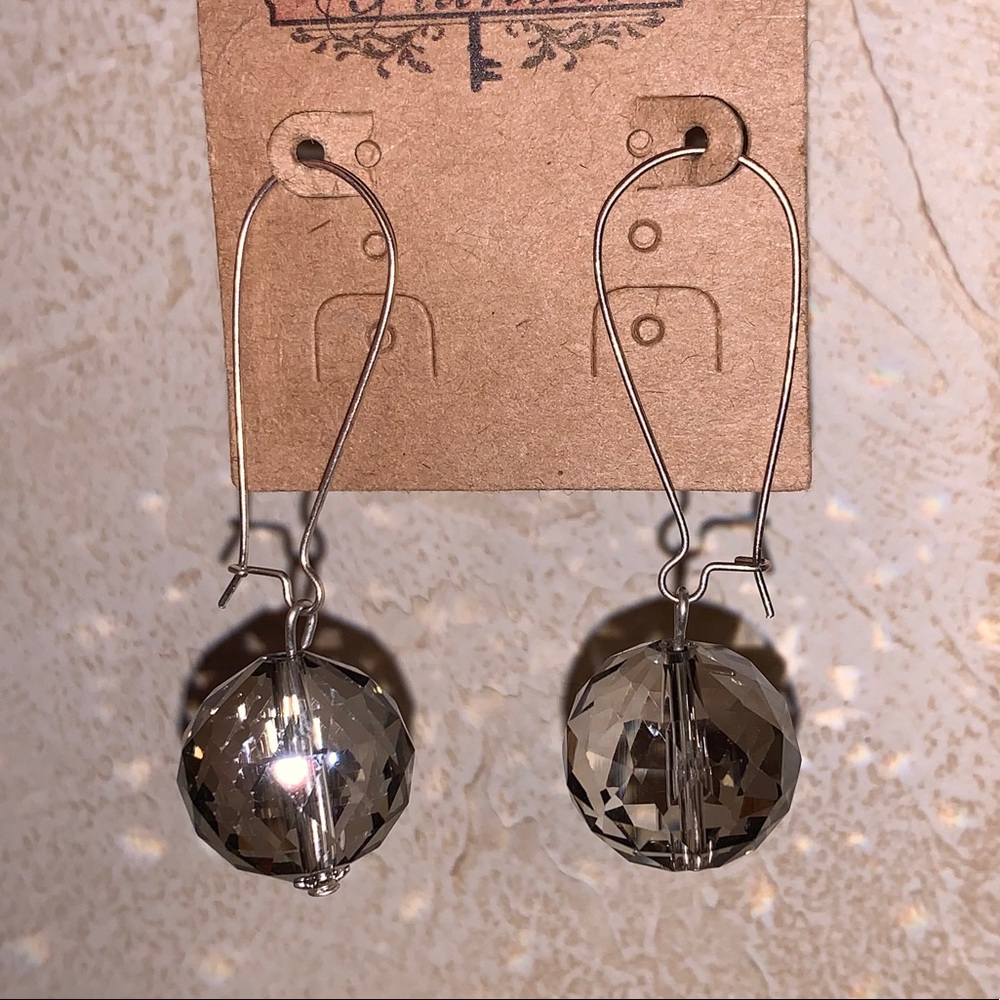 Plunder Earrings Crystal Ball